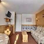 Bel Rénové 2 Pièces, Balcon, Proche Pistes Et Commerces - Fr-1-455-148 La Plagne